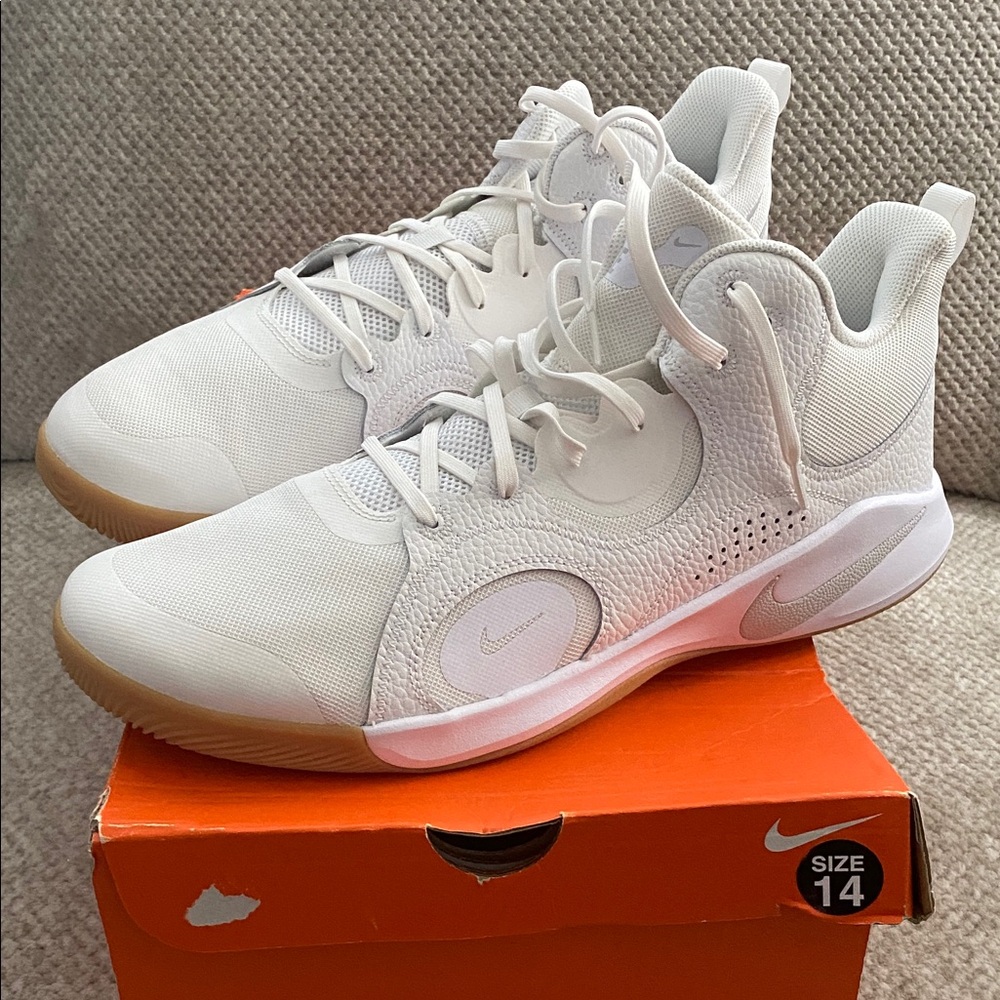 Nike White Fly by Mid 2 for Men